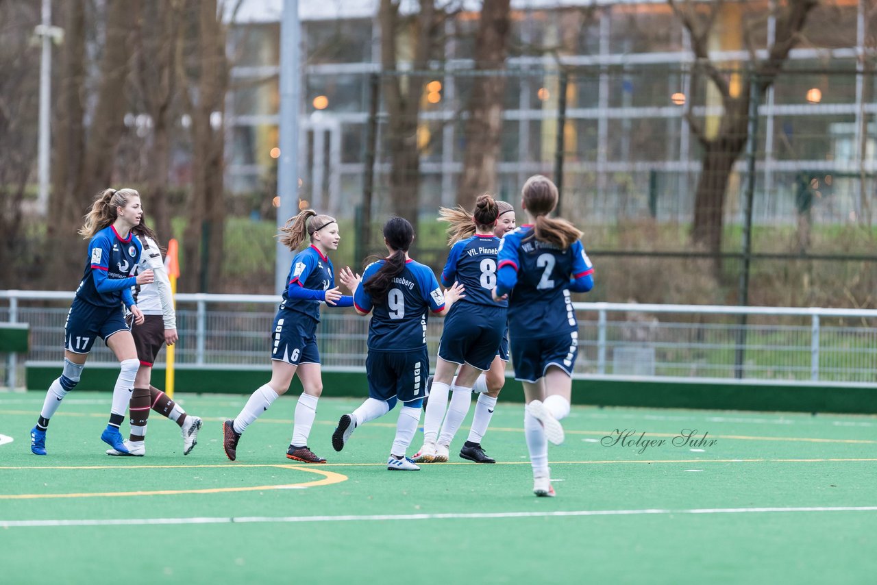 Bild 111 - wBJ VfL Pinneberg - St. Pauli : Ergebnis: 7:0 (Abbruch)